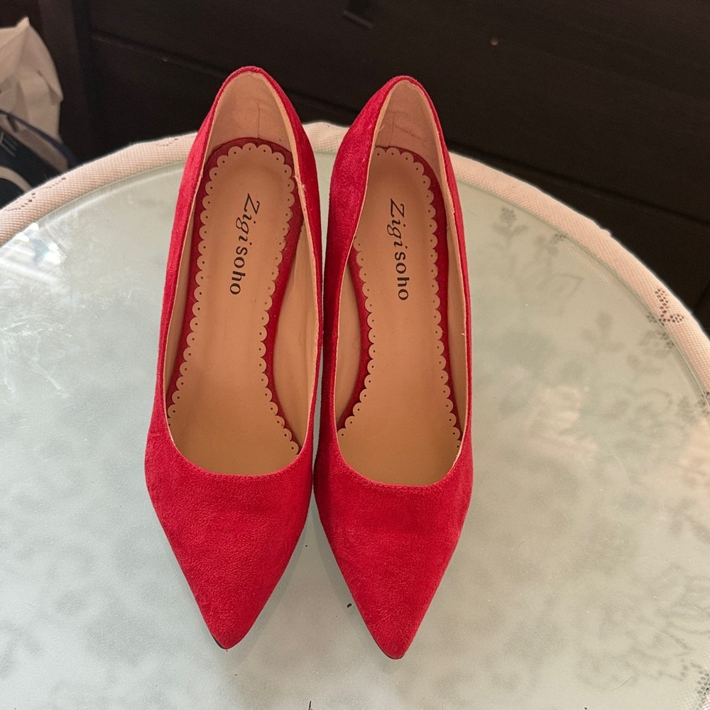 Zigi Soho Vibrant Red Heels